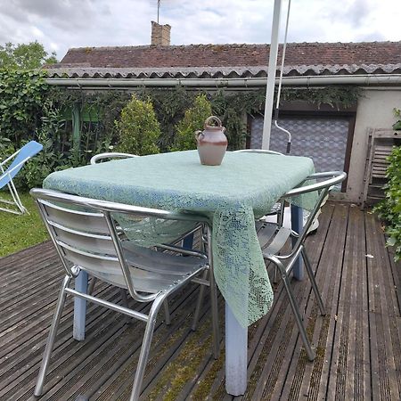 Rosemary Cottage Sergines Exterior foto